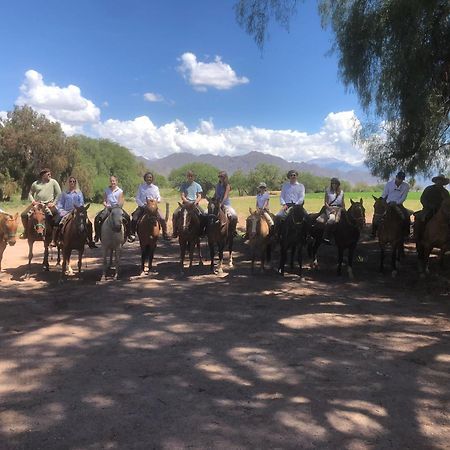 Estancia Banda Grande - Horse & Hiking Safaris Molinos Buitenkant foto